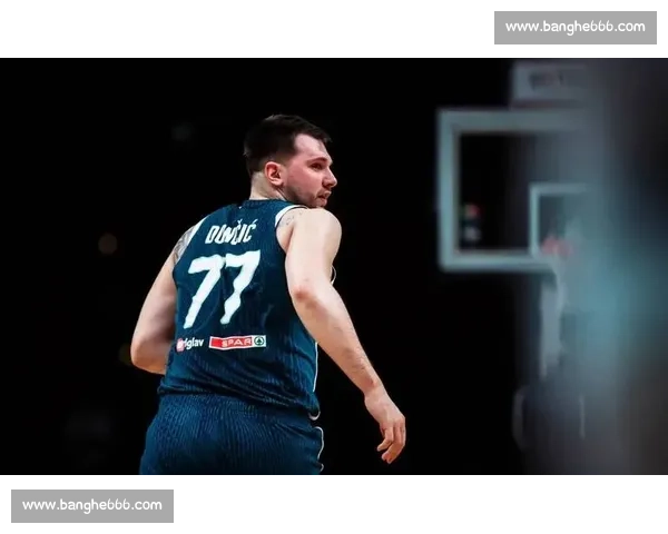 东契奇 42+10 主宰赛场 斯洛文尼亚力克意大利晋级八强 东契奇 42+10 主宰赛场 斯洛文尼亚力克意大利晋级八强