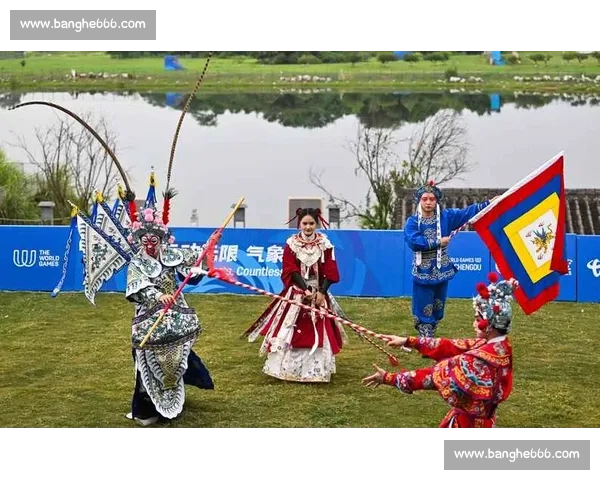 青神竹编闪耀成都世运,双面戏偶编织赛场荣光 青神竹编闪耀成都世运,双面戏偶编织赛场荣光