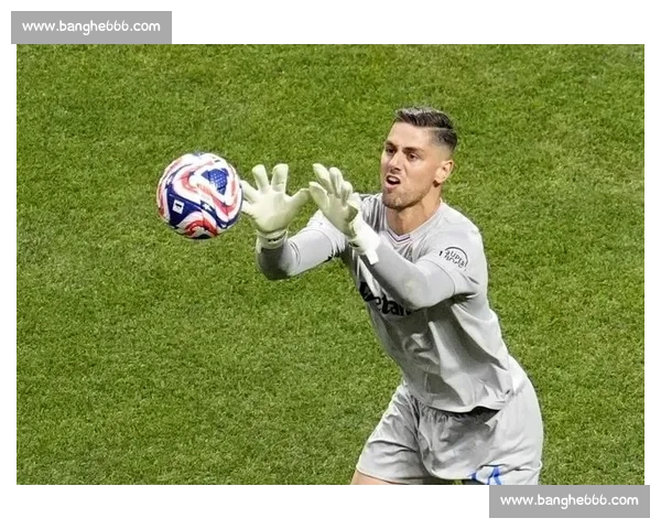 波尔图传奇若热 - 科斯塔离世前最后签名曝光:球迷含泪回忆 “他当时还笑着和我打招呼” 波尔图传奇若热 - 科斯塔离世前最后签名曝光:球迷含泪回忆 “他当时还笑着和我打招呼”